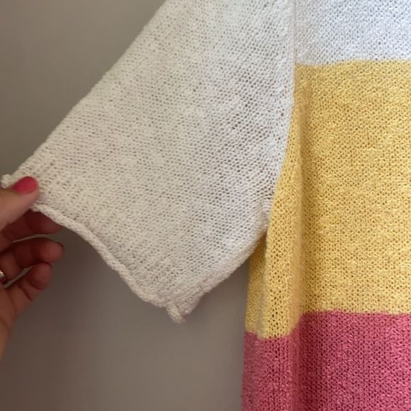 United States Sweaters Color Block V—Neck T-Shirt - Picture 5 of 7